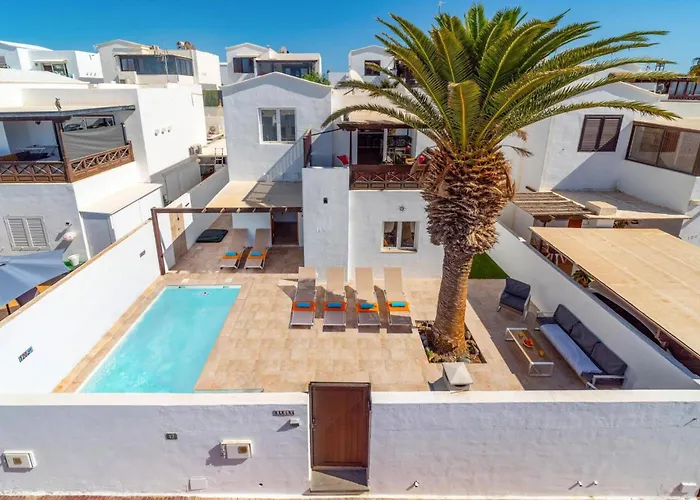 Вилла Karina By