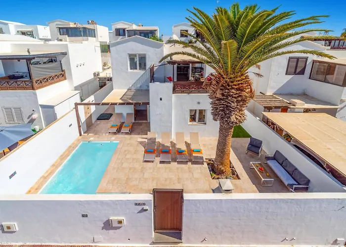 Вилла Karina By