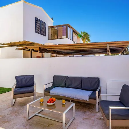 فيلة Karina By *